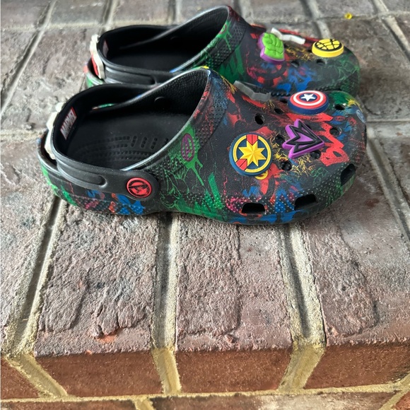 Marvel Crocs - Picture 2 of 4